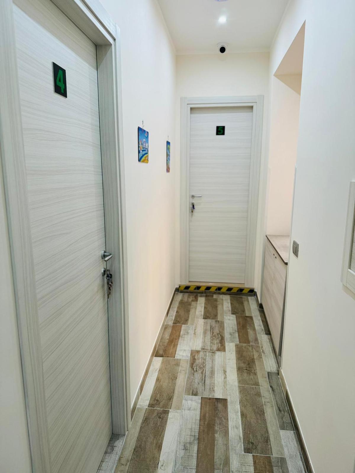 Punto House Ferrovia Gasthof Neapel