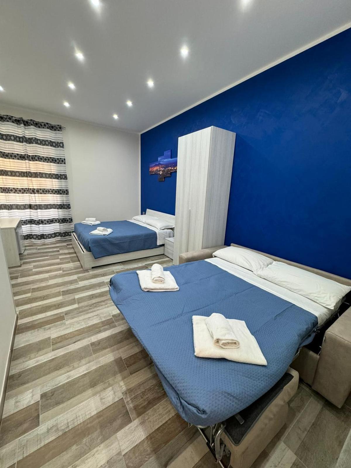 Punto House Ferrovia * Naples